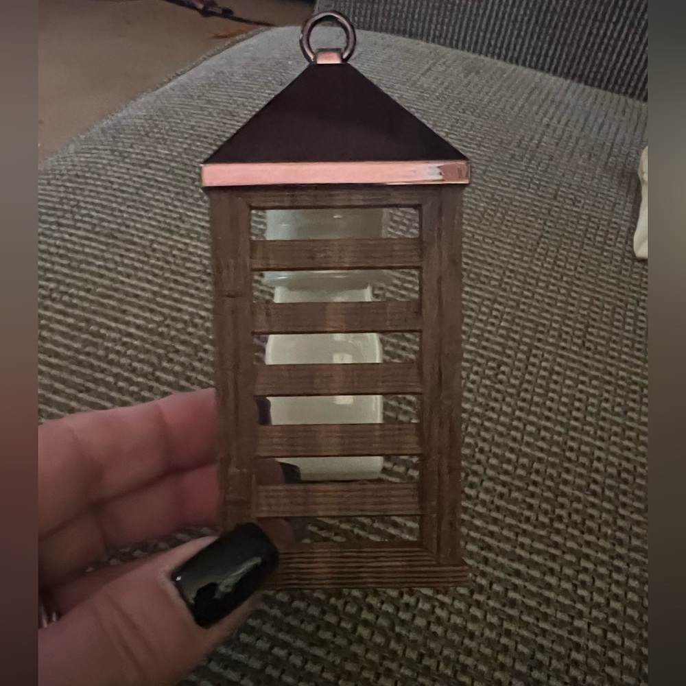 Bath and body works lantern wallflower plug-in